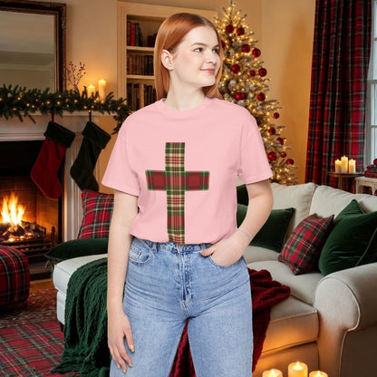 Plaid Cross Christmas Tee – Rustic Faith Holiday T-Shirt